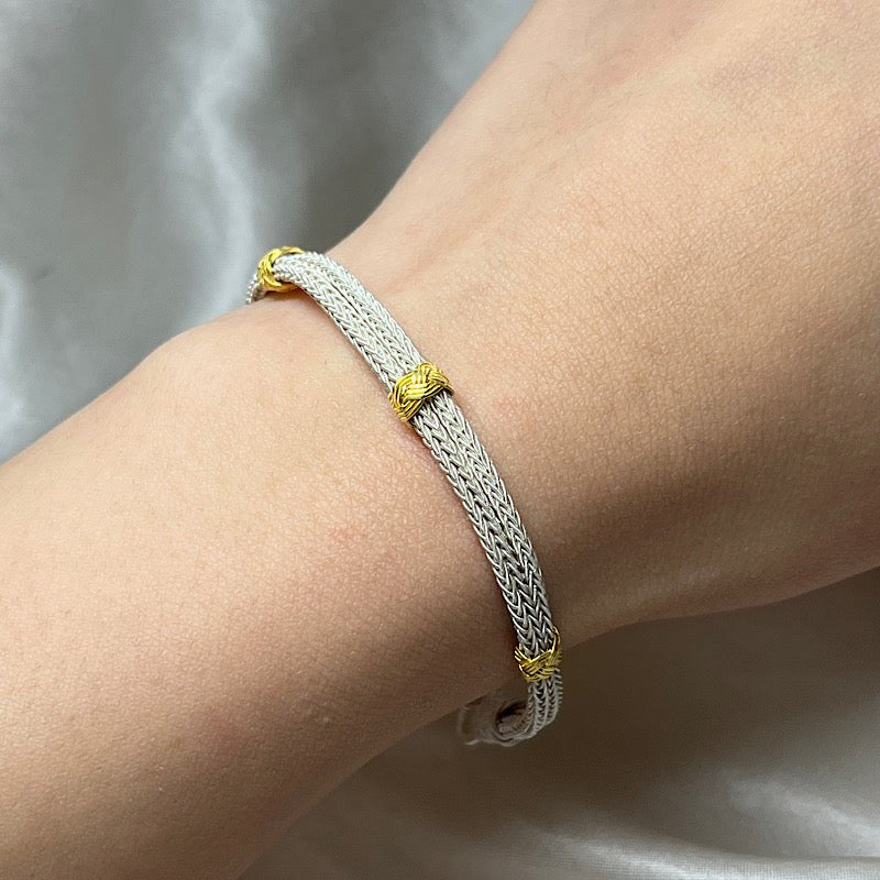 Handwoven Kazaz Bracelet in 1000K Pure Silver - Zehrai