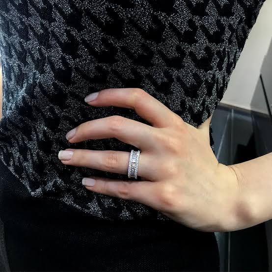 Baguette Eternity Ring In Sterling Silver - Zehrai